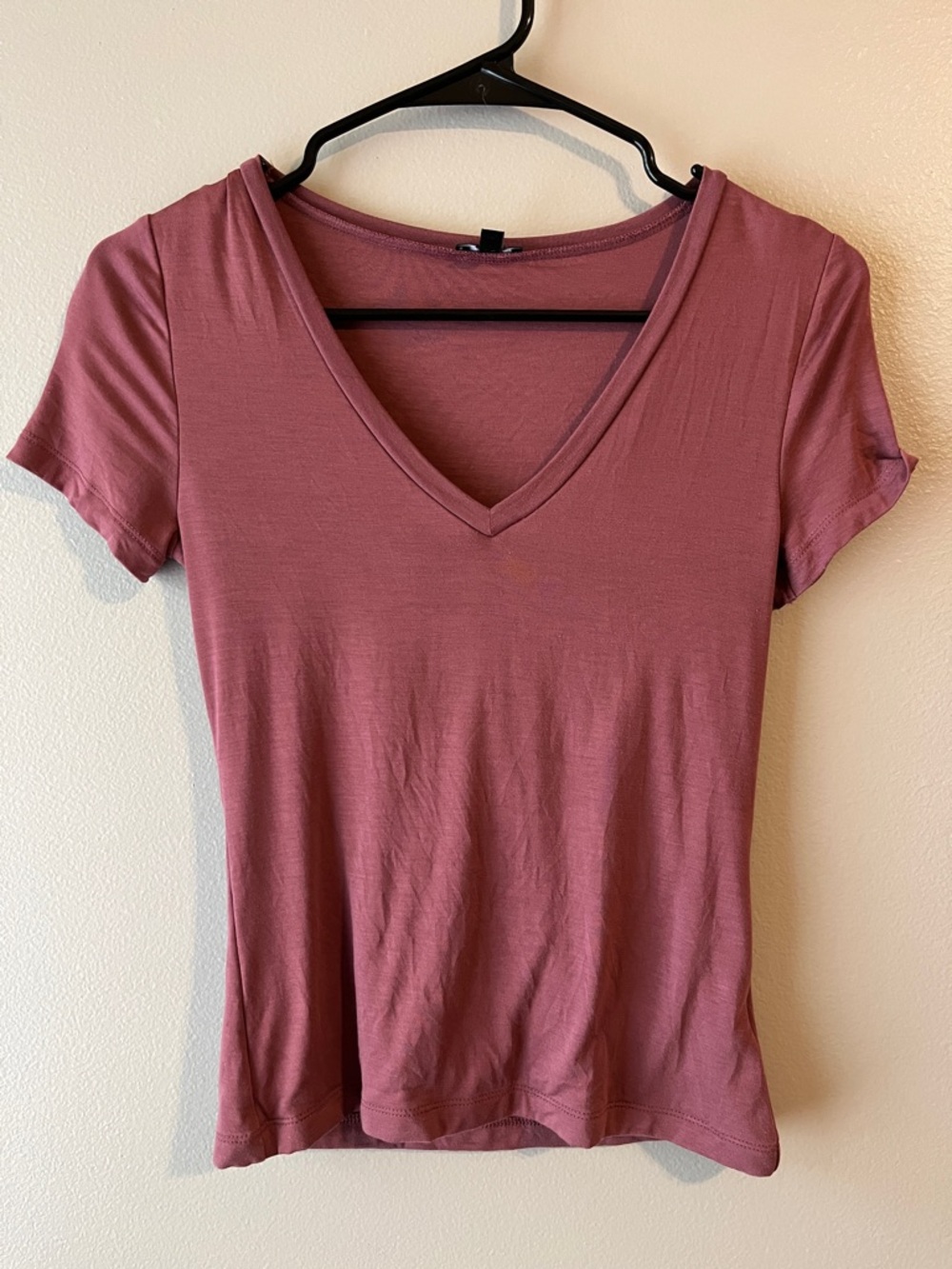 Express Dusty Rose V-Neck Short Sleeve Top